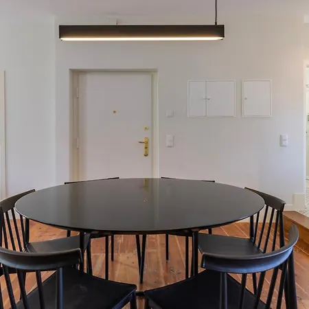 Appartamento Liberdade Concept 3bdr By Lovelystay *