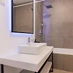 Διαμέρισμα Liberdade Concept 3bdr By Lovelystay *