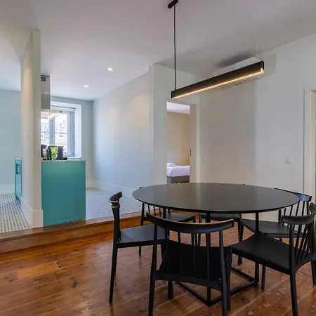 Liberdade Concept 3bdr By Lovelystay Apartman