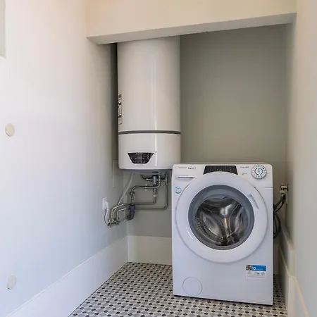 Apartman Liberdade Concept 3bdr By Lovelystay