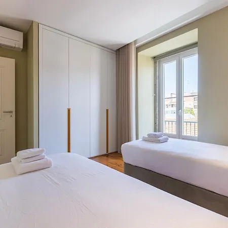 Апартаменты Liberdade Concept 3bdr By Lovelystay *