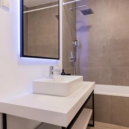 Апартаменты Liberdade Concept 3bdr By Lovelystay *